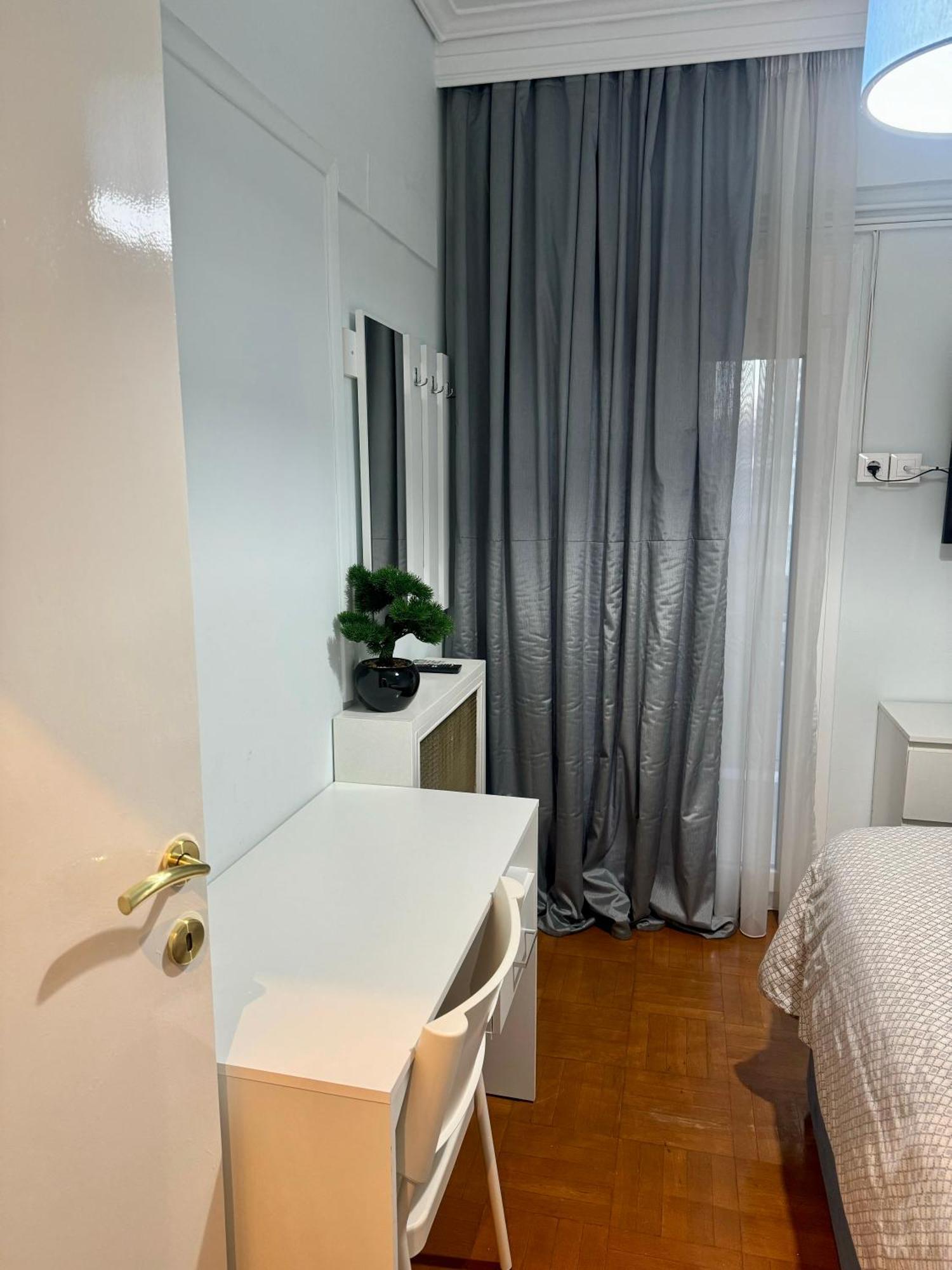 Ag.Sofias Minkk, 2B/Room+Balcony Tesalonika Bagian luar foto
